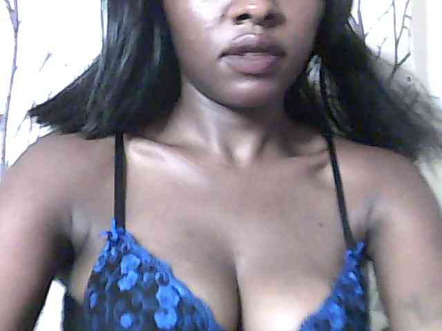 sweet-aaliya webcam