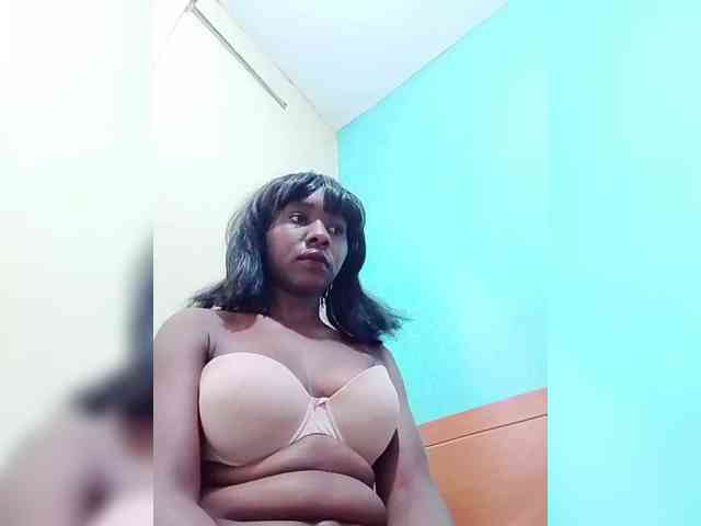 sweet-aaliya webcam