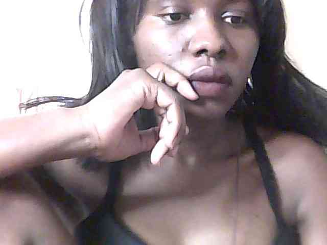 sweet-aaliya webcam