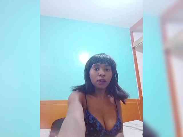 sweet-aaliya webcam