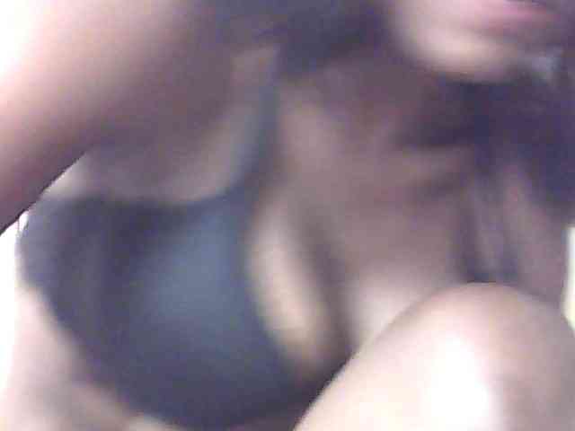 sweet-aaliya webcam