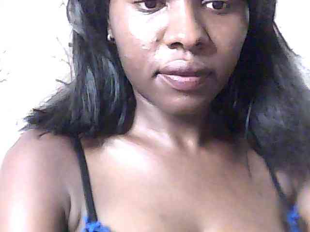sweet-aaliya webcam