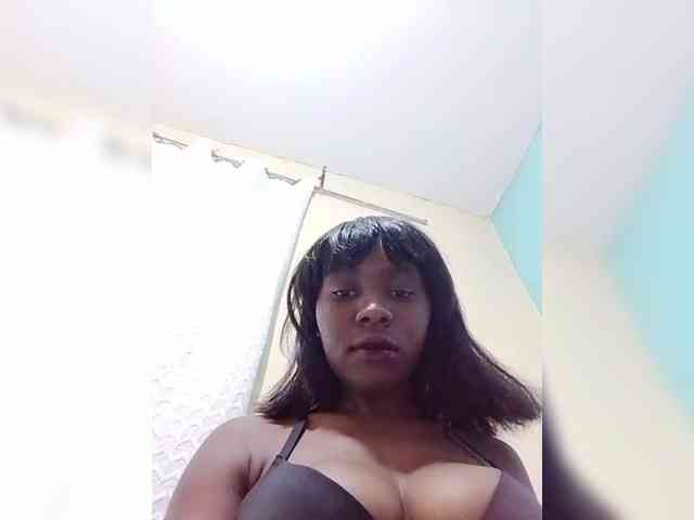 sweet-aaliya webcam