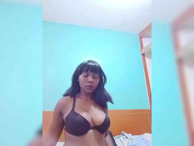 sweet-aaliya webcam
