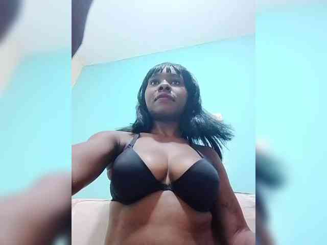 sweet-aaliya webcam