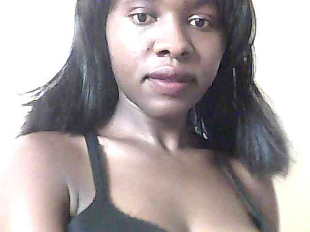 sweet-aaliya webcam
