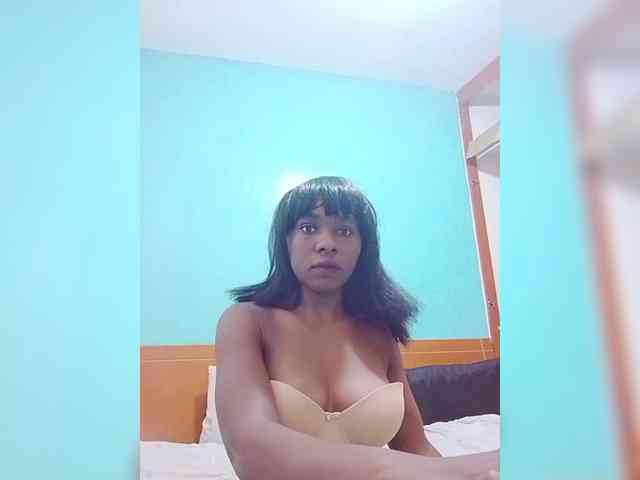 sweet-aaliya webcam