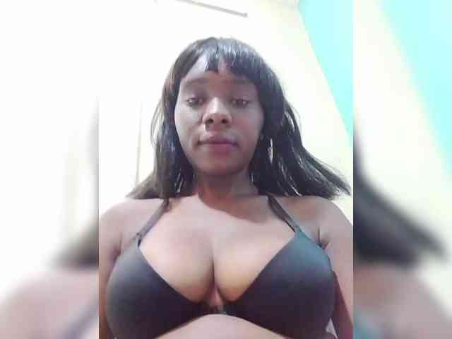 sweet-aaliya webcam