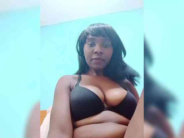 sweet-aaliya webcam
