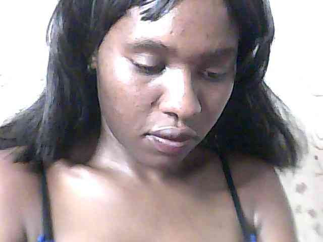 sweet-aaliya webcam