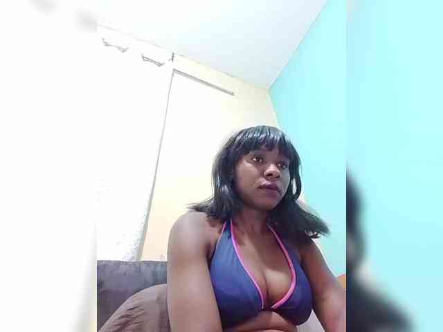 sweet-aaliya webcam