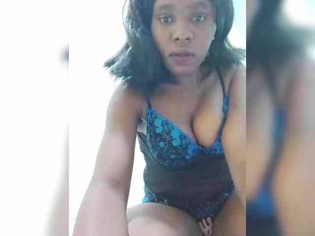 sweet-aaliya webcam