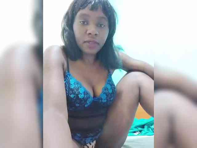 sweet-aaliya webcam