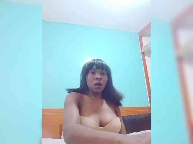 sweet-aaliya webcam