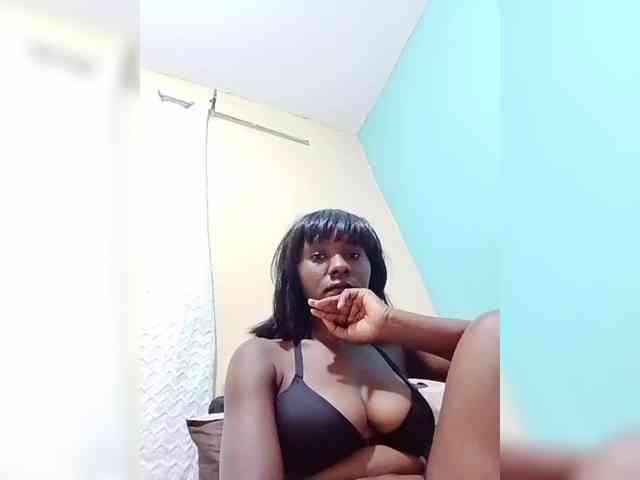 sweet-aaliya webcam