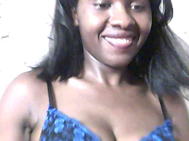 sweet-aaliya webcam
