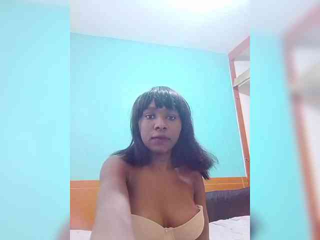 sweet-aaliya webcam