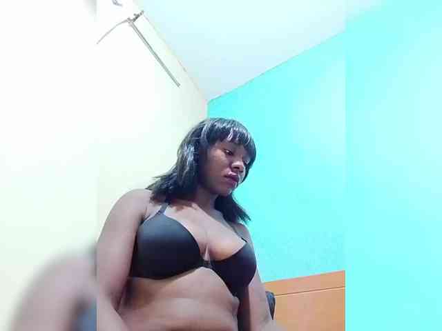 sweet-aaliya webcam