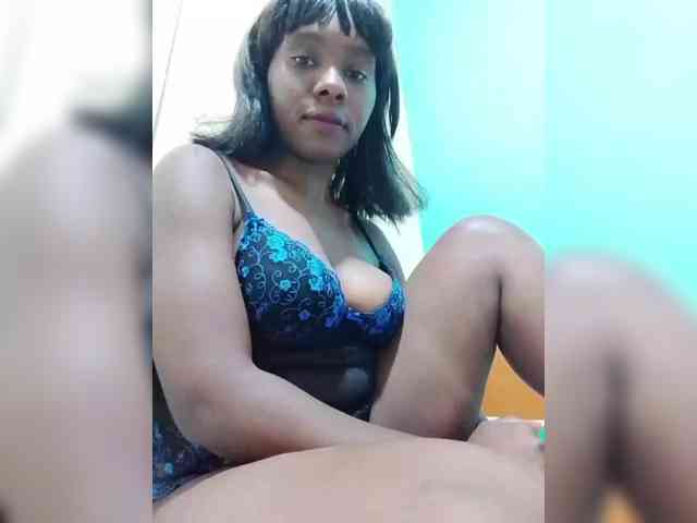 sweet-aaliya webcam