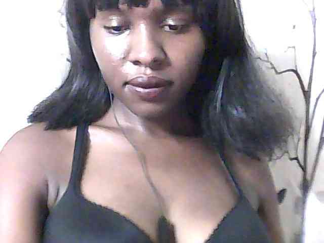 sweet-aaliya webcam