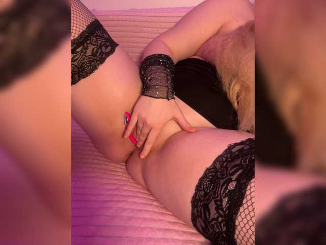 Maryliss's BongaCams show and profile