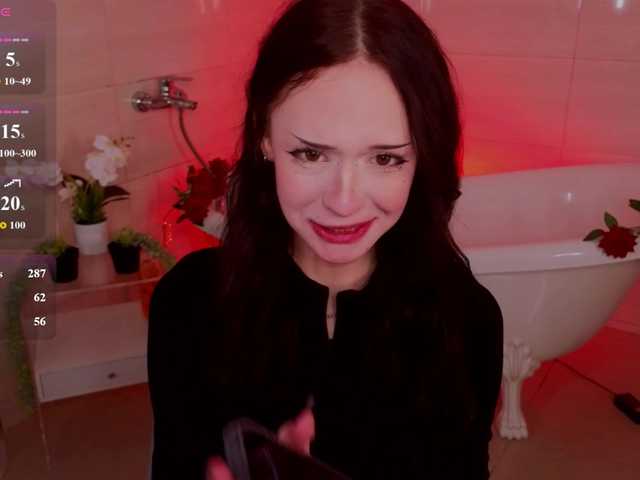 adet1a Live Cam on BongaCams