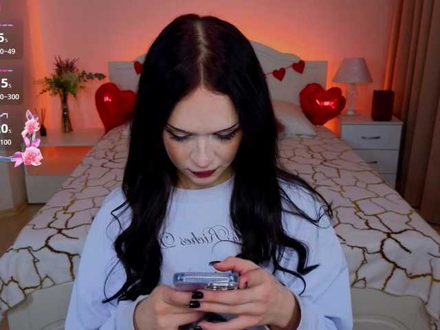 adet1a's BongaCams show and profile