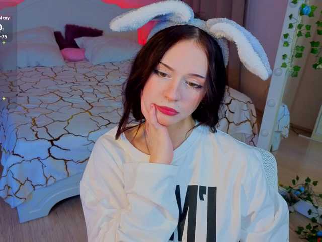 adet1a's BongaCams show and profile