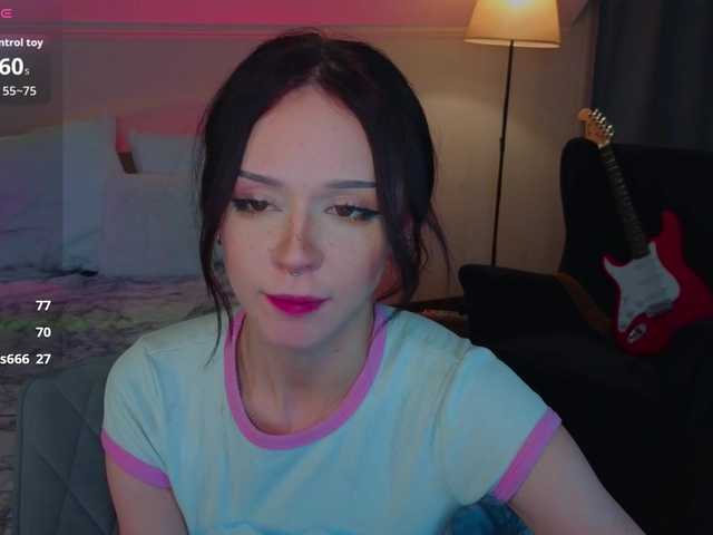 adet1a's BongaCams show and profile