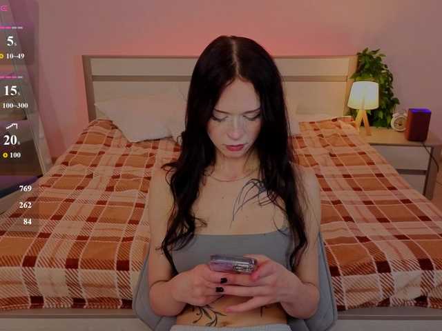 adet1a's BongaCams show and profile