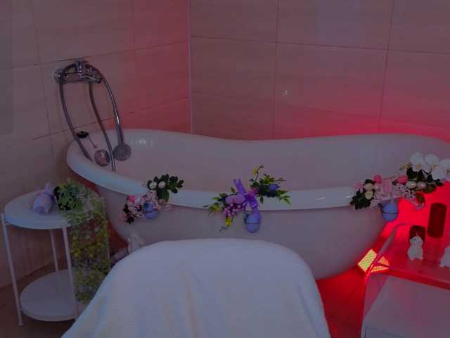 adet1a's BongaCams show and profile