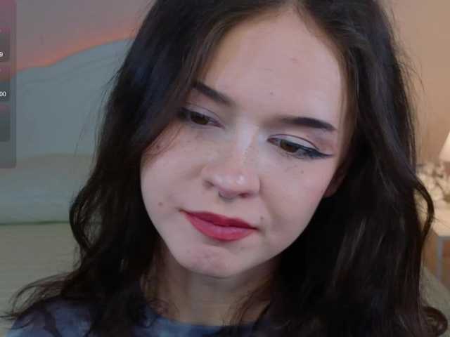  adet1a chat room