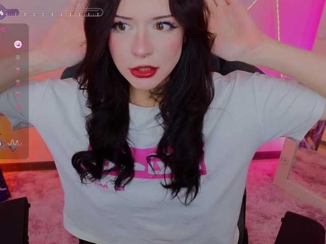 adet1a's BongaCams show and profile