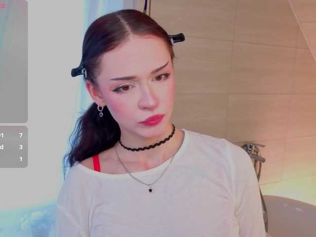 adet1a's BongaCams show and profile