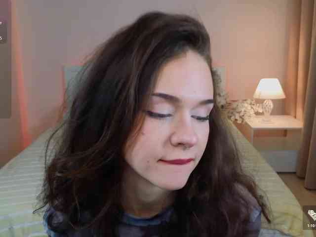 adet1a Live Webcam on BongaCams