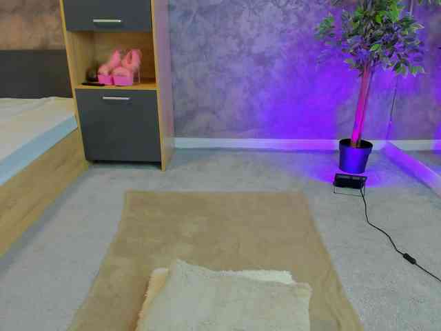 online webcam show BiaBlondex
