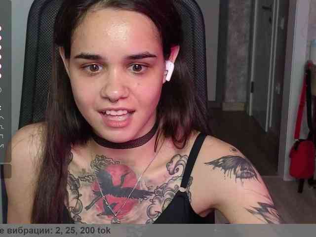 LollyMille Live Webcam on BongaCams