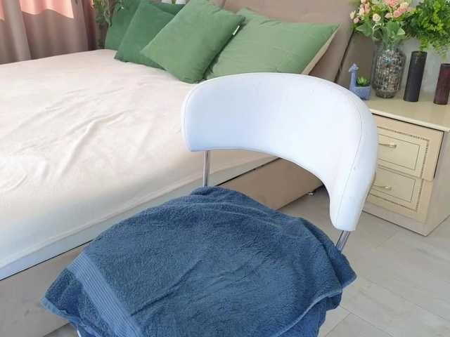 Baby-Mary's BongaCams show and profile