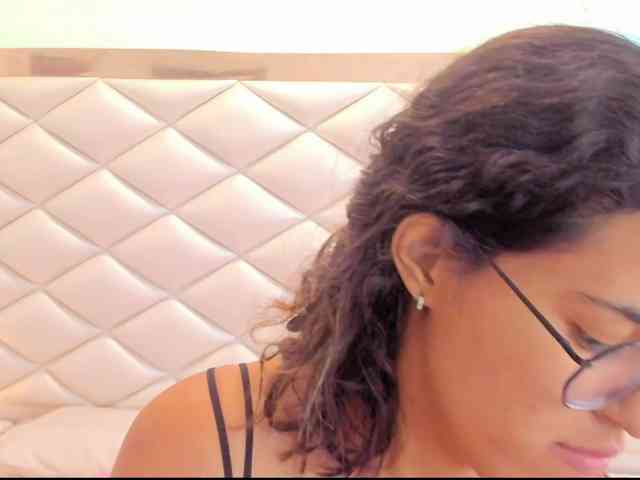 emilybaez webcam