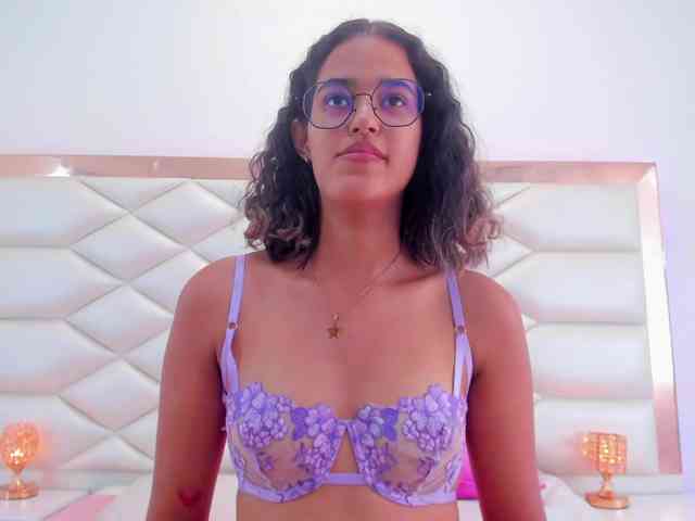 emilybaez webcam