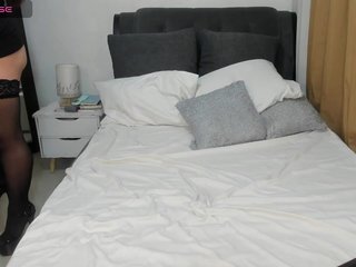 MiaOliviaHermosa Porn Show