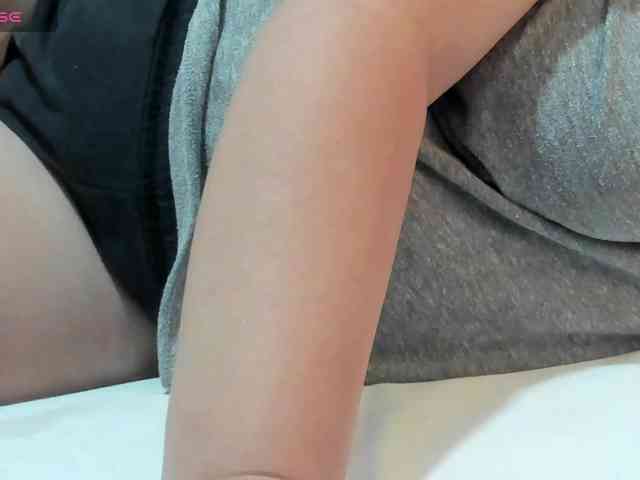 MiaOliviaHermosa webcam