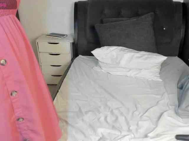 MiaOliviaHermosa webcam