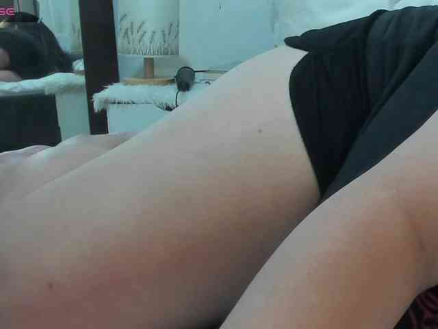 MiaOliviaHermosa webcam