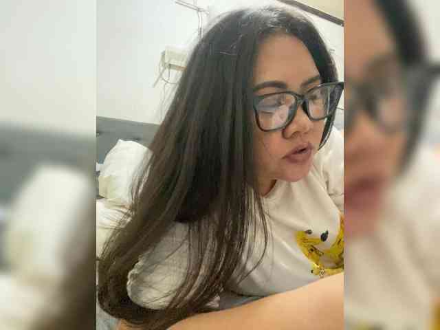 MiaOliviaHermosa webcam