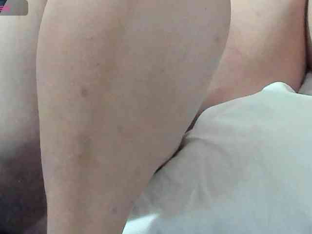 MiaOliviaHermosa webcam