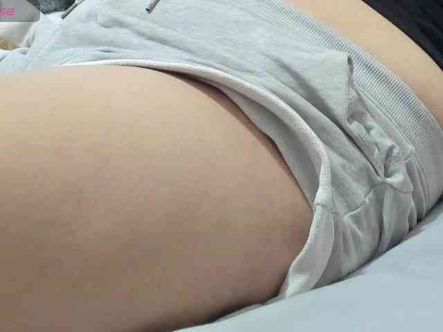 MiaOliviaHermosa webcam