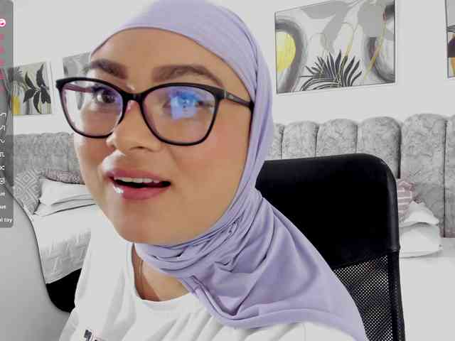 azaharaa webcam