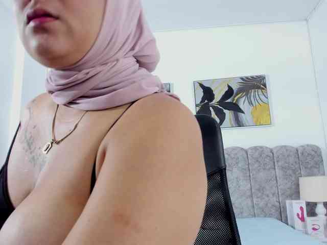 azaharaa webcam