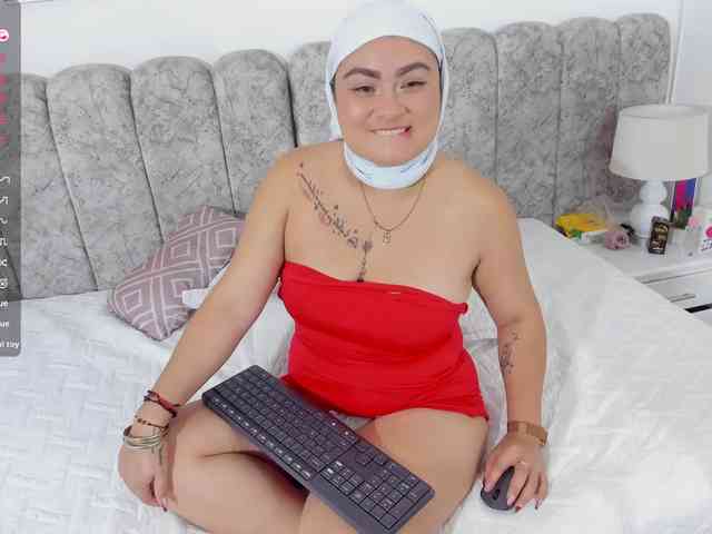 azaharaa webcam